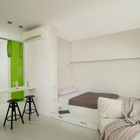 White Attic Apartment Odessa Exterior photo